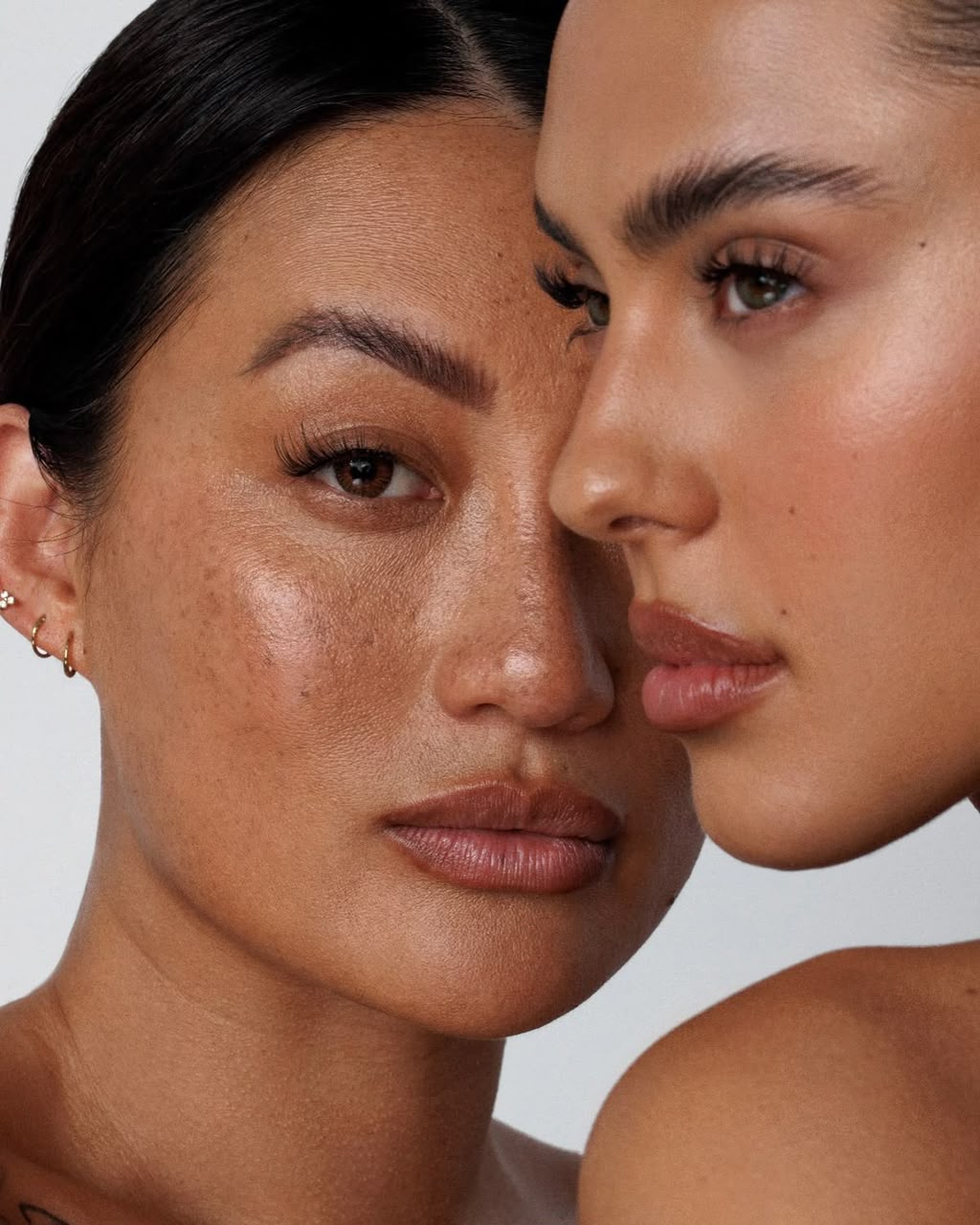 Pestañas naturales realzadas tras un tratamiento de lash lifting